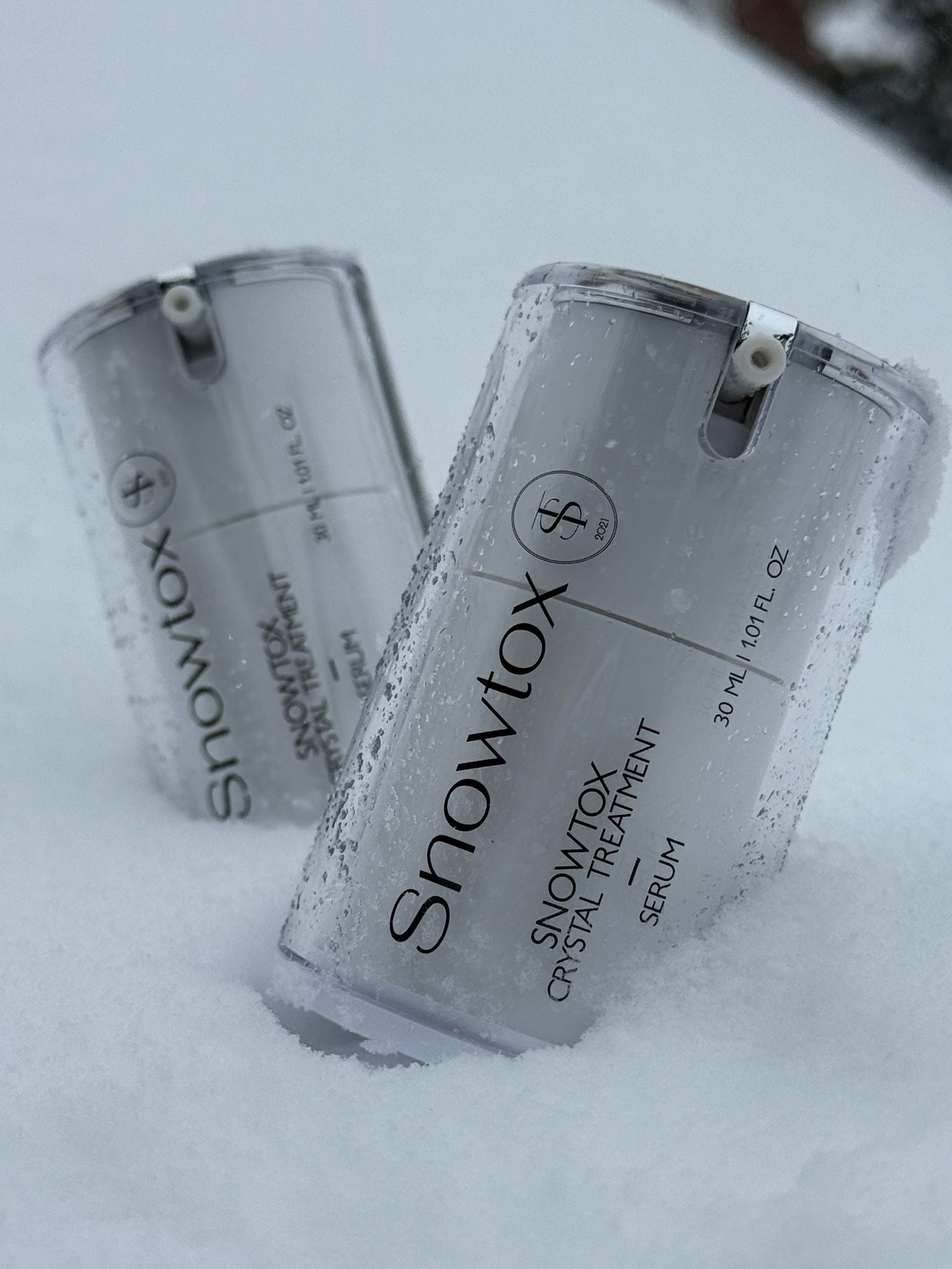 Snowtox Crystal Treatment Serum + Lip Plumper – Radiance &amp; Hydration Beauty Duo